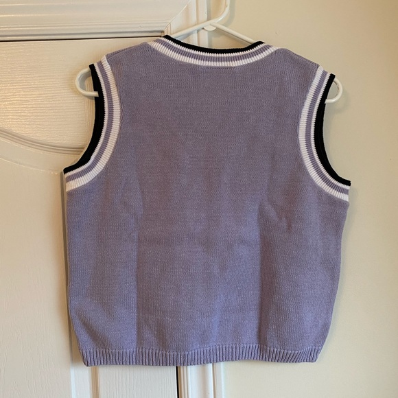 Sweater vest - Picture 2 of 5